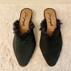 NWOT Free People Black Flats US 5.5